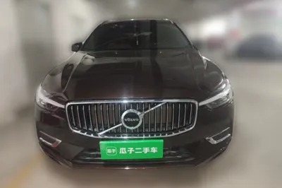 Volvo XC60 2021, 49500 км, за 135932.3 CNY