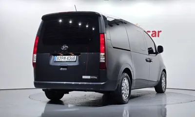 Hyundai Staria 2023, 28079 км, за 28000000 KRW - фото 2