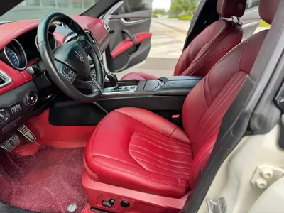 Maserati Ghibli 2016, 82000 км, за 82700 CNY
