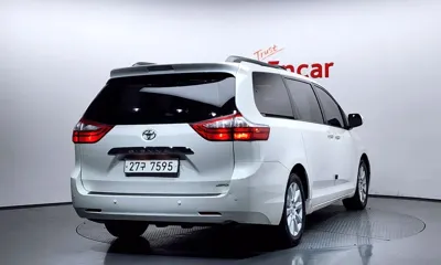 Toyota Sienna 2017, 114729 км, за 15890000 KRW - фото 2