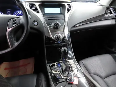 Hyundai Grandeur 2012, 91466 км, за 6200000 KRW - фото 9