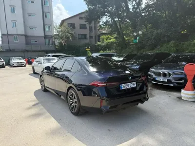 BMW 5-Series 2025, 2854 км, за 38200000 KRW