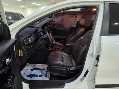 Kia Niro 2017, 189156 км, за 8200000 KRW - фото 6