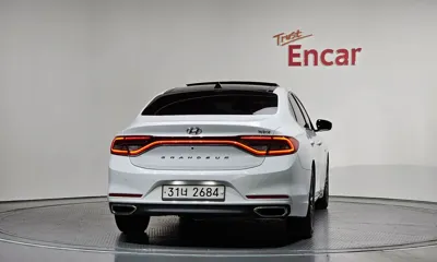 Hyundai Grandeur 2018, 182320 км, за 12990000 KRW