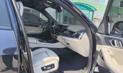BMW X5 2025, 2500 км, за 75000000 KRW - фото 8
