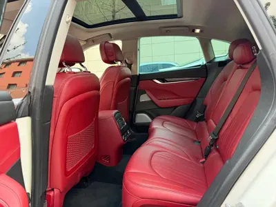 Maserati Levante 2017, 100000 км, за 178000 CNY - фото 9