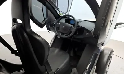 Renault-KoreaSamsung Twizy 2019, 3564 км, за 3000000 KRW - фото 14