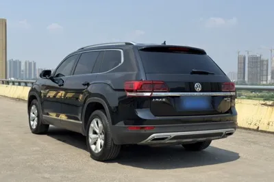 Volkswagen Teramont 2019, 97500 км, за 120283.27 CNY