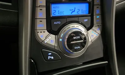 Hyundai Avante 2013, 92925 км, за 6200000 KRW - фото 18