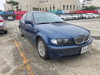 BMW 3-Series 2002, 160000 км, за 7400000 KRW