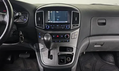 Hyundai Starex 2018, 150627 км, за 9900000 KRW - фото 16