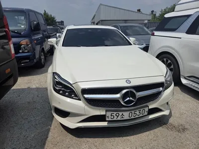 Mercedes-Benz CLS-Class 2016, 200968 км, за 11990000 KRW