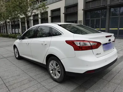 Ford Focus 2015, 90000 км, за 13600 CNY - фото 6