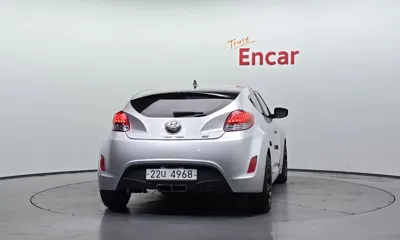 Hyundai Veloster 2012, 76765 км, за 99990000 KRW