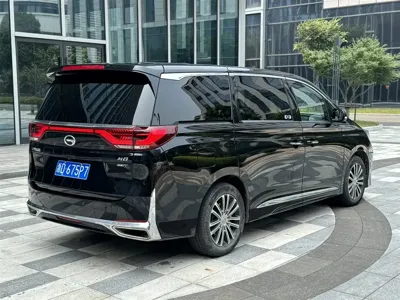 GAC Motor Trumpchi M8 2021, 26000 км, за 109000 CNY
