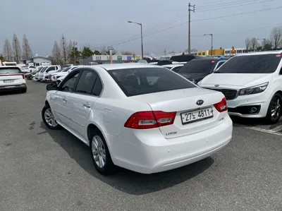 Kia Lotze 2010, 173068 км, за 2990000 KRW