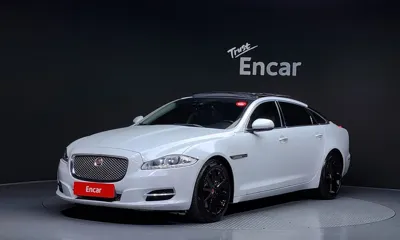 Jaguar XJ · 2015 год