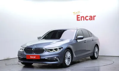 BMW 5-Series · 2018 год