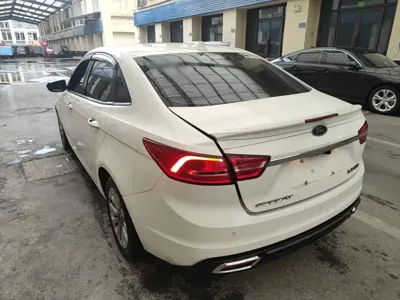 Ford Escort 2017, 128400 км, за 23900 CNY - фото 5
