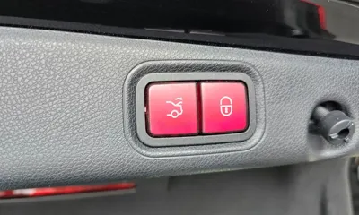 Mercedes-Benz E-Class 2022, 53366 км, за 36490000 KRW - фото 30
