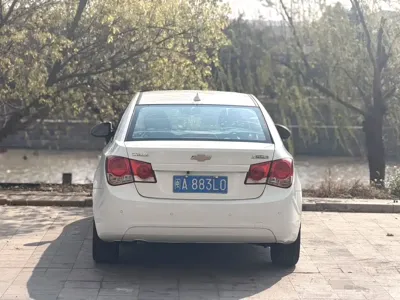 Chevrolet Cruze 2014, 90000 км, за 8000 CNY