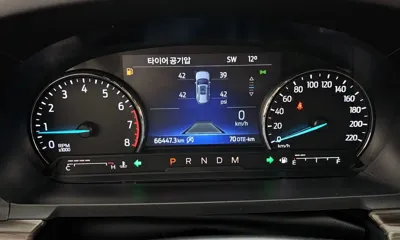 Ford Explorer 2020, 66447 км, за 28500000 KRW - фото 8