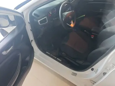 Hyundai Verna 2018, 71800 км, за 27599 CNY - фото 16
