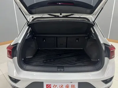 Volkswagen T-Roc 2022, 18000 км, за 113800 CNY - фото 18