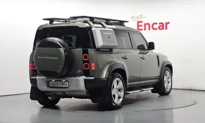 Land Rover Defender 2022, 57310 км, за 75500000 KRW