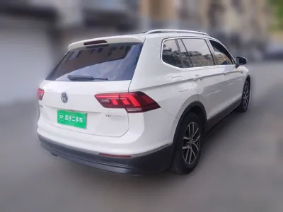 Volkswagen Tiguan L 2017, 47699 км, за 73172.4 CNY - фото 6