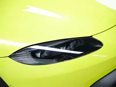 Aston Martin V8 Vantage 2018, 35200 км, за 838000 CNY - фото 15