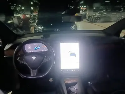 Tesla Model X 2020, 42100 км, за 268600 CNY - фото 10