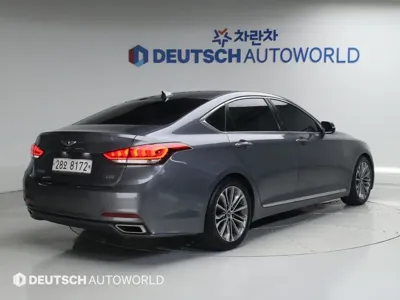Hyundai Genesis 2014, 103189 км, за 9800000 KRW
