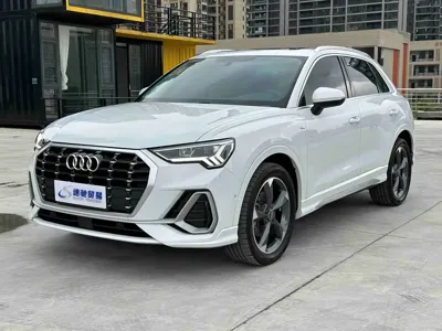Audi Q3 · 2022 год