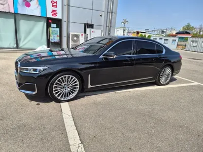 BMW 7-Series 2021, 58000 км, за 64240000 KRW