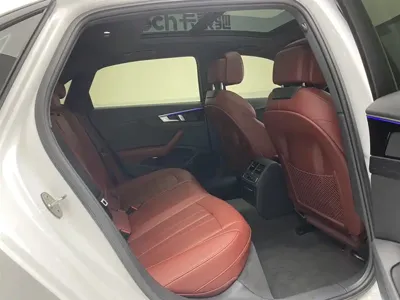 Audi A4L 2025, 6000 км, за 179000 CNY - фото 23