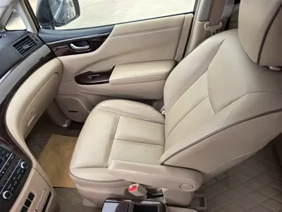 Nissan Quest 2017, 160000 км, за 86800 CNY - фото 14