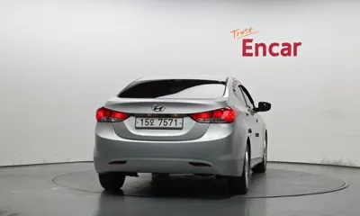 Hyundai Avante 2013, 113639 км, за 4990000 KRW