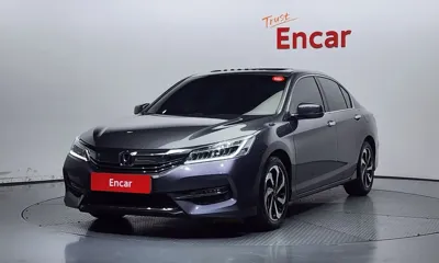 Honda Accord · 2017 год