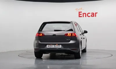 Volkswagen Golf 2015, 110388 км, за 9500000 KRW