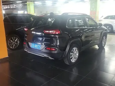 Jeep Cherokee 2016, 98000 км, за 88000 CNY - фото 5