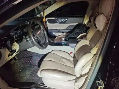 Lincoln Continental 2018, 120399 км, за 71100 CNY - фото 16