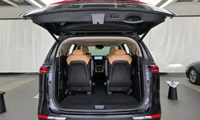 Kia Canival 2021, 81916 км, за 24290000 KRW - фото 20