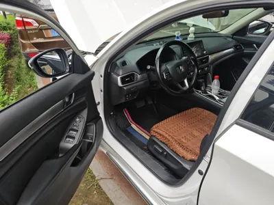Honda Accord 2018, 140700 км, за 94661.72 CNY - фото 19