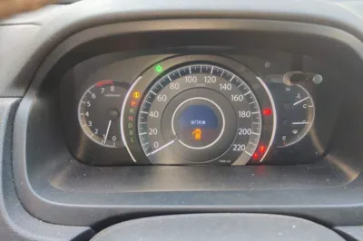 Honda CR-V 2015, 66200 км, за 60046.46 CNY - фото 12