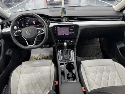 Volkswagen Magotan 2023, 48000 км, за 137800 CNY - фото 9