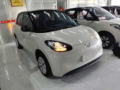 Wuling Bingo 2023, 24300 км, за 59985.49 CNY