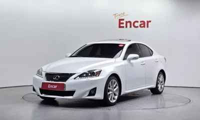 Lexus IS · 2013 год