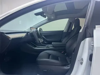 Tesla Model 3 2020, 63000 км, за 89800 CNY - фото 7