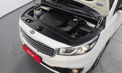 Kia Canival 2016, 137365 км, за 11000000 KRW - фото 6